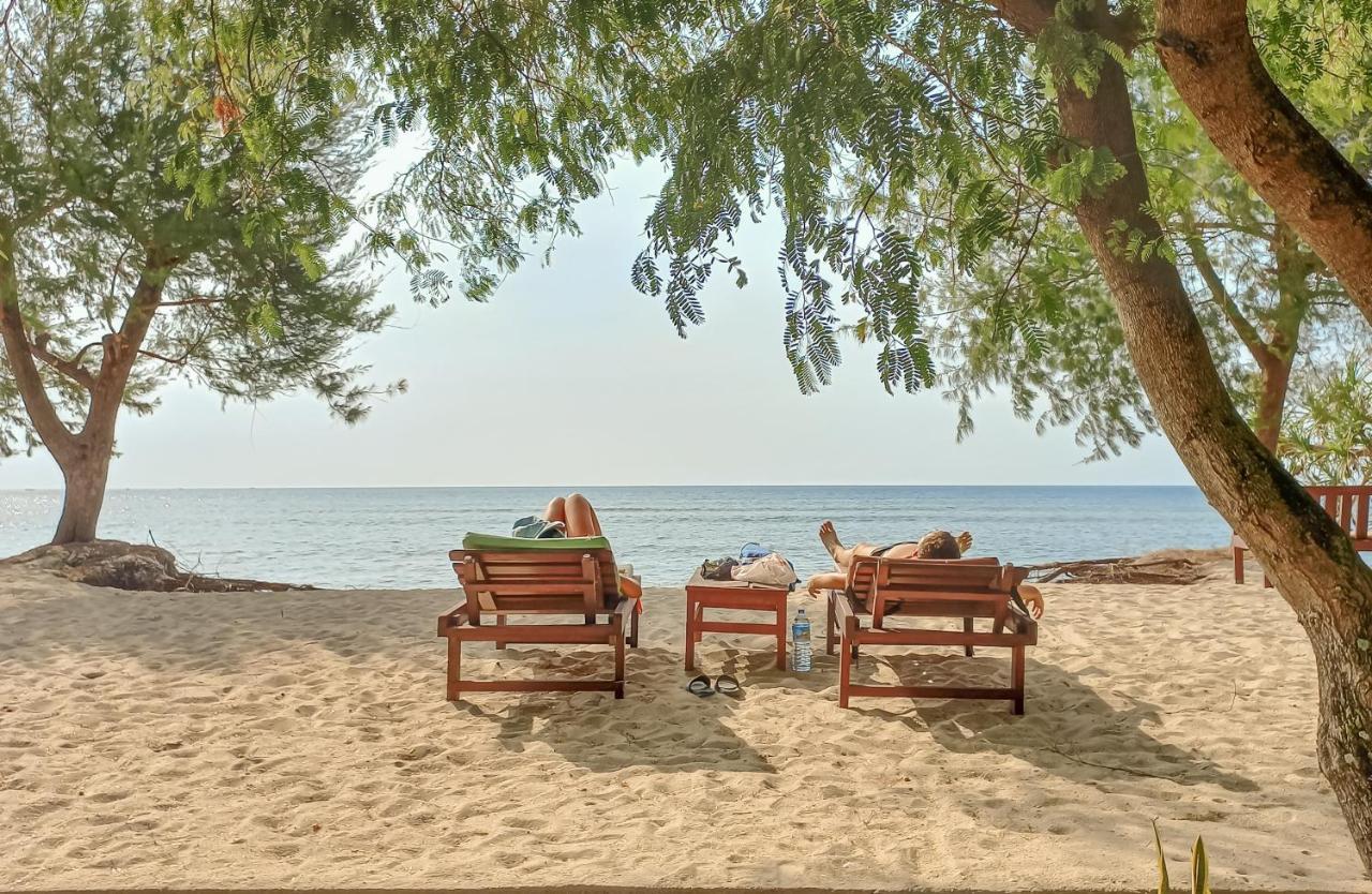 Nusa Indah Bungalows غيلي آير المظهر الخارجي الصورة